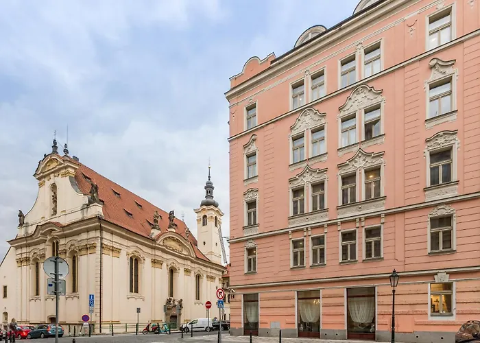 Hotel Caruso Old Town